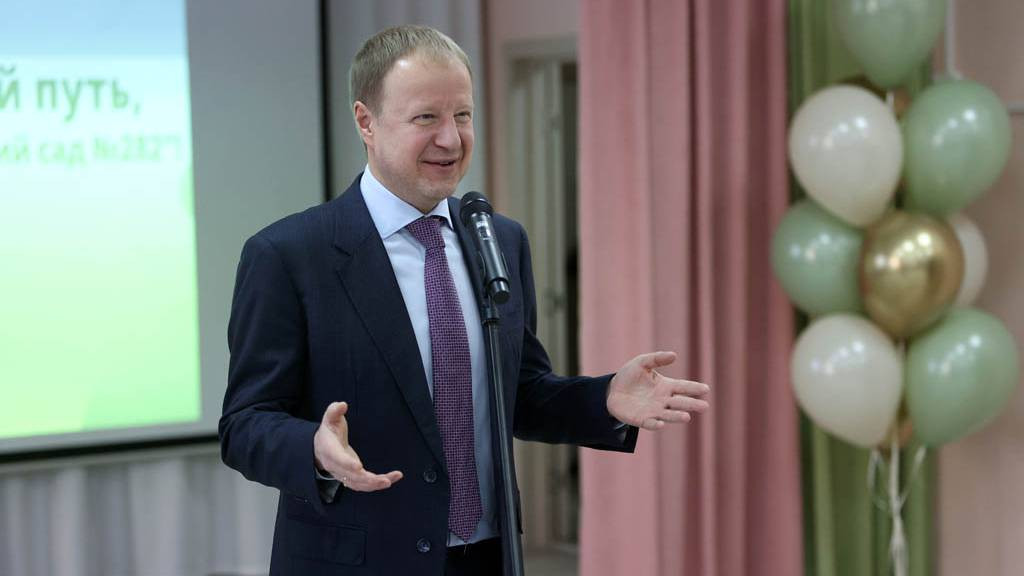 Губернатор Виктор Томенко принял участие в открытии нового детского сада в Барнауле Фото №1