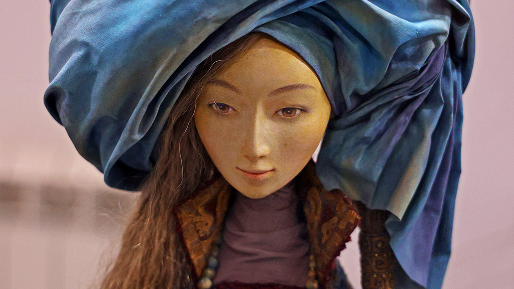 Выставкой удивительных авторских кукол Алтайский краеведческий музей завершил свой юбилейный год и открыл Год семьи Фото №11