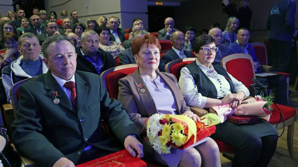 В Алтайском крае наградили лучших животноводов Фото №2