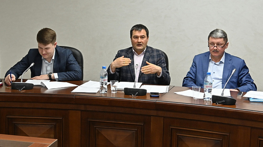 В Алтайском крае предлагают запретить «наливайкам» торговать алкоголем после 22 часов Фото №1