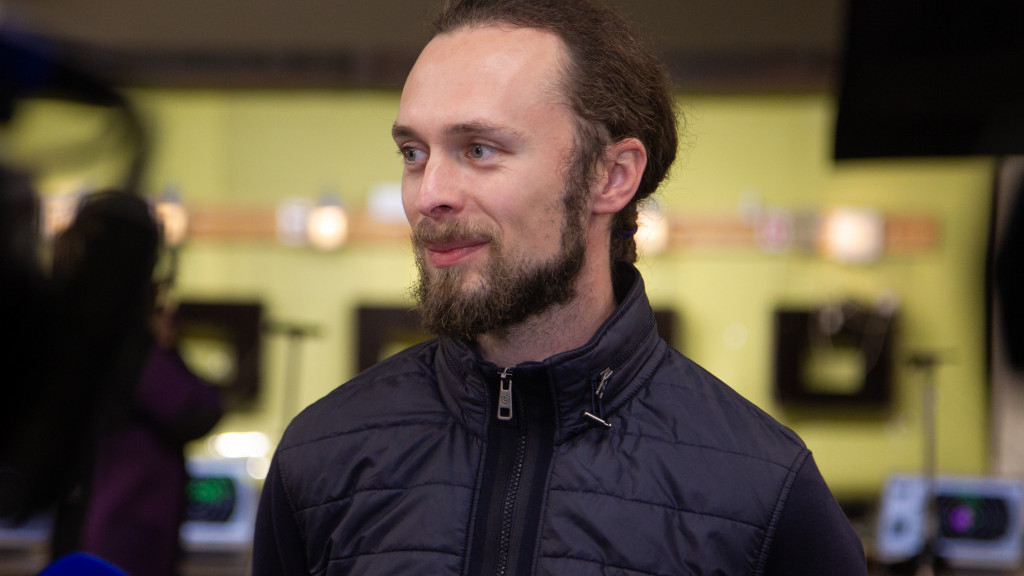 Алтайский стрелок Сергей Каменский взял второе золото на кубке России Фото №1