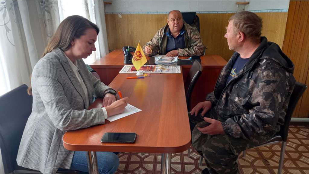 Жители Шелаболихинского района пожаловались Александру Терентьеву на медицину, воду и дороги Фото №1