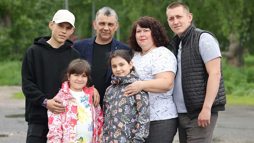 Сотрудница сельсовета из Алтайского края руководит отправкой грузов на СВО Фото №1