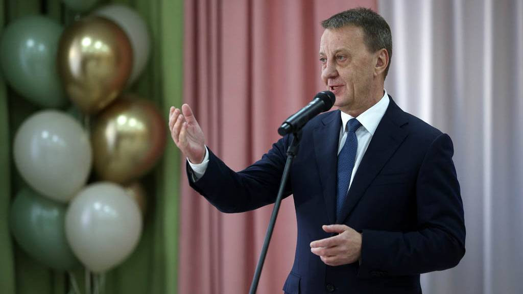Вячеслав Франк поздравил барнаульцев с Днем знаний Фото №1