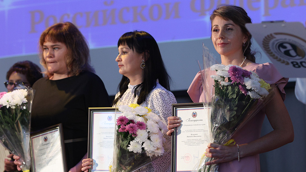 Лечат животных для спасения людей: в ветеринарной службе Алтайского края работают более 1500 человек Фото №5