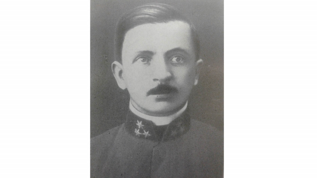 Дюла Капитань. В лагере пленных в Барнауле венгр-офицер в 1919 году помогал большевистскому подполью вместе с группой других пленных