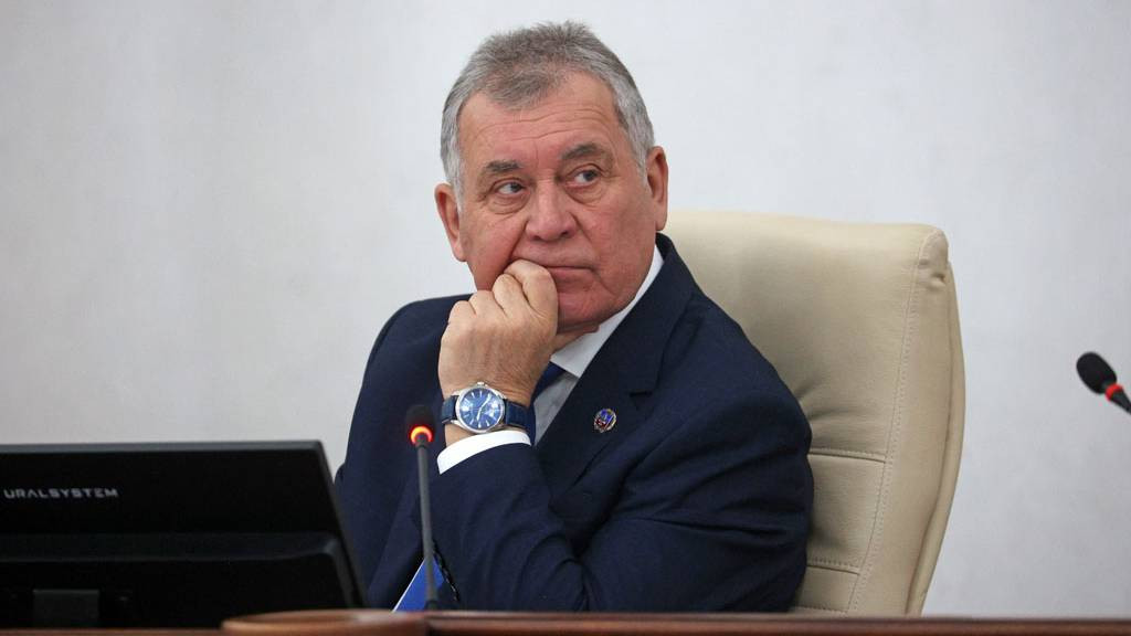 21 ноября Александр Романенко работает в Усть-Калманском районе Фото №1