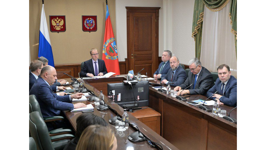 Виктор Томенко рассказал о принимаемых в регионах Сибири мерах по обеспечению продовольственной безопасности Фото №1