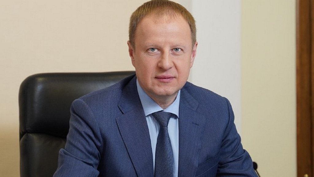 Виктор Томенко поздравил жителей Алтайского края с Новым годом Фото №1