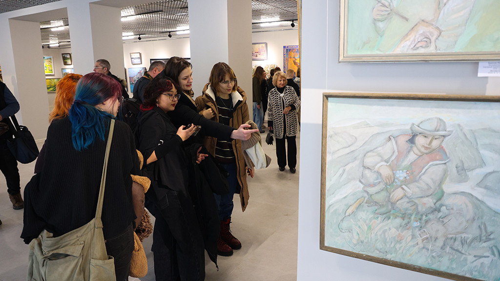 В Барнауле открыли краевую выставку «Арт-Алтай» Фото №1