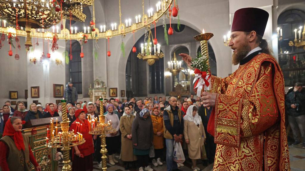 Депутаты Госдумы предлагают сделать дополнительные выходные в честь Пасхи Фото №1