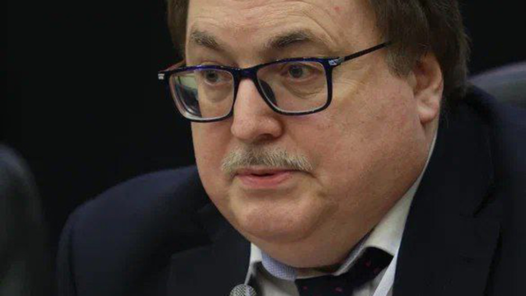 Эксерт объяснил, почему слабо растет товарооборот между Россией и КНР Фото №1
