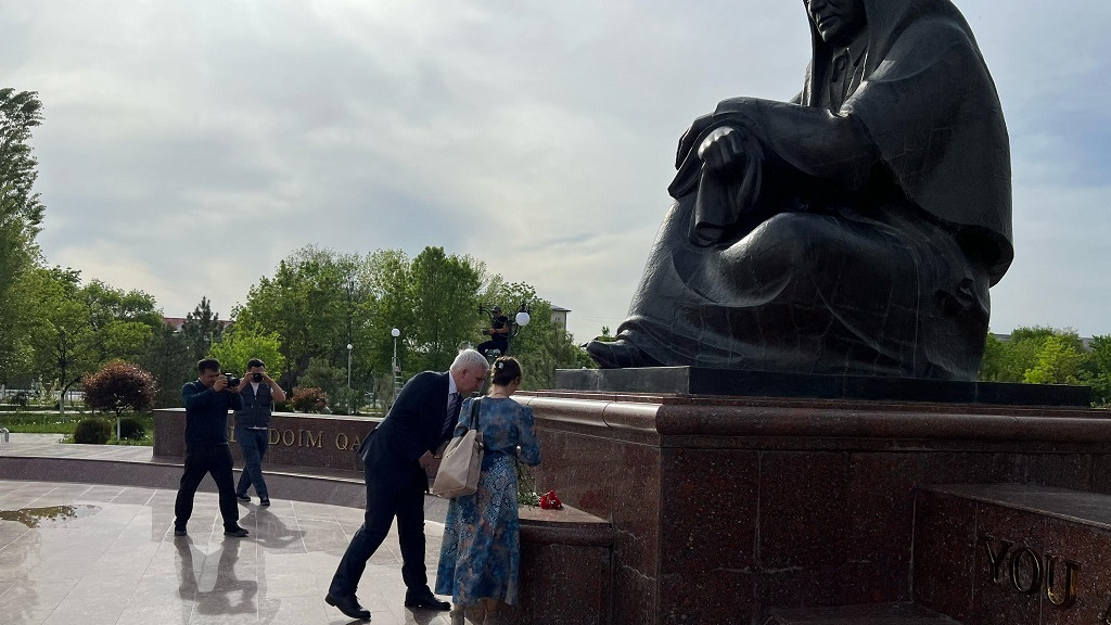 Фото департамента Администрации Губернатора и Правительства края по внешним связям и протоколу