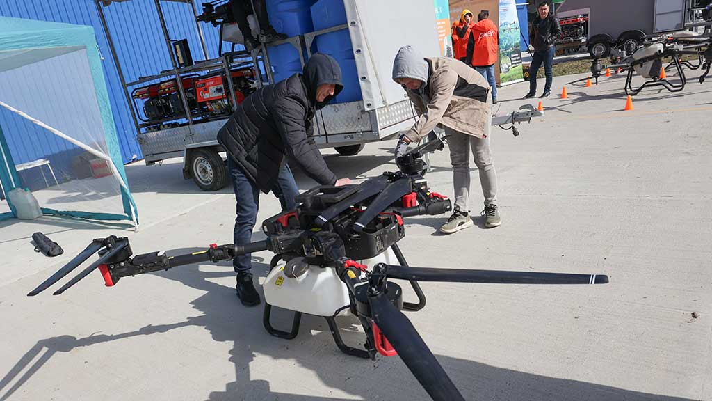 Минувший авиасалон агродронов «АлтайАгроБАС-2025» повторил прошлогодний успех Фото №1