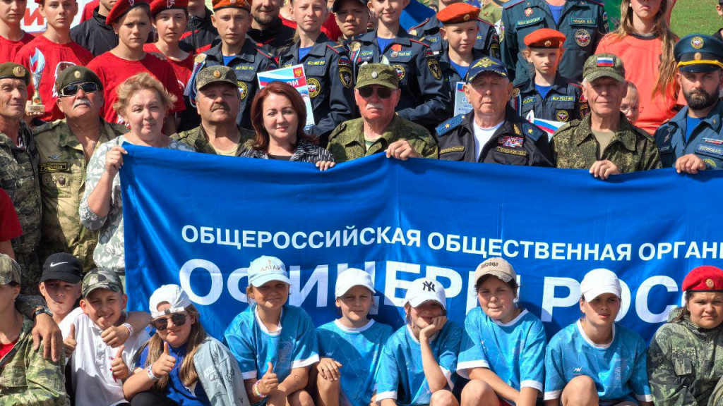 В Ельцовском районе состоялось закрытие III Сибирского военно-патриотического слета «РОССИЯ МОЛОДАЯ» Фото №1
