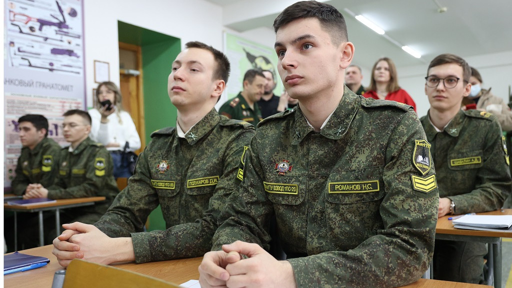 В России изменили правила прохождения военной службы Фото №1