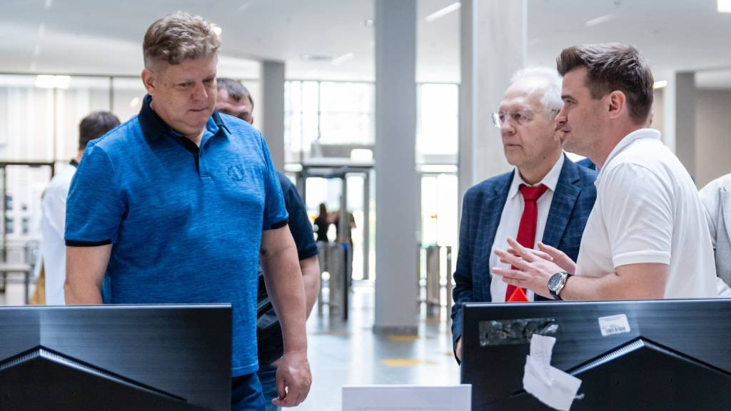Фото: пресс-служба полпреда Президента РФ в СФО