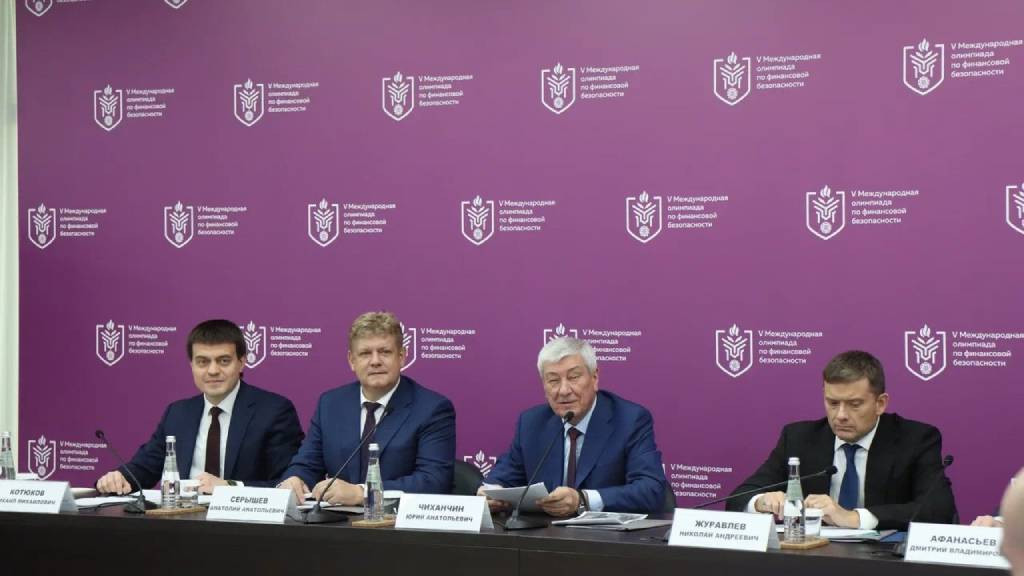Фото: пресс-служба полпреда Президента РФ в СФО