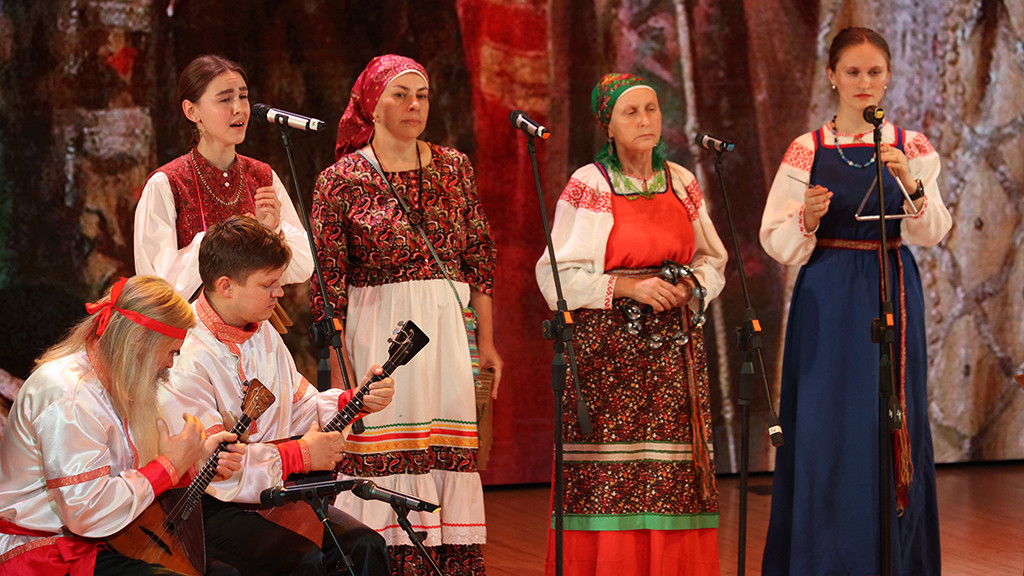 В Барнауле прошел литературно-патриотический марафон Фото №4
