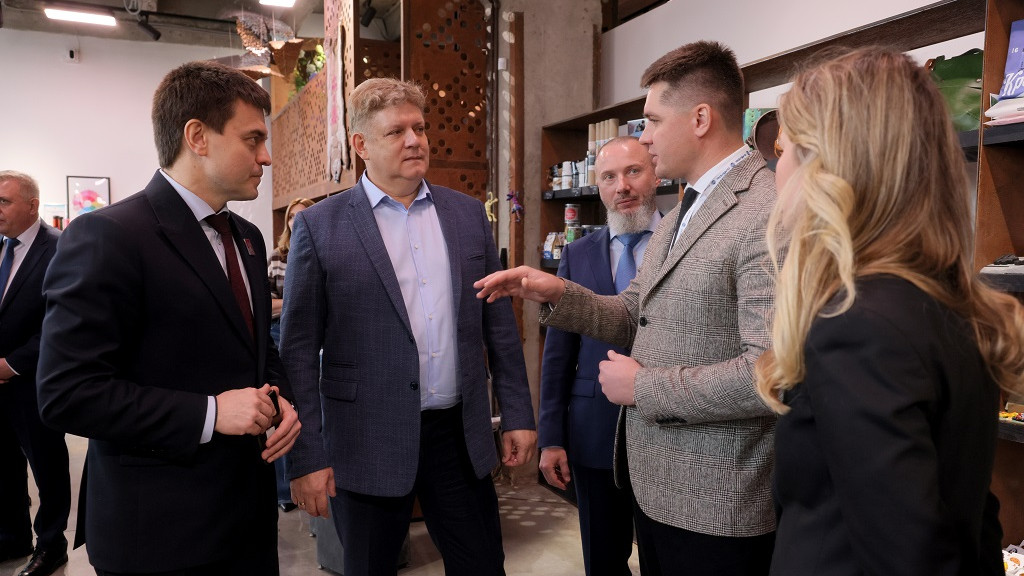 Фото: пресс-служба полпреда в СФО