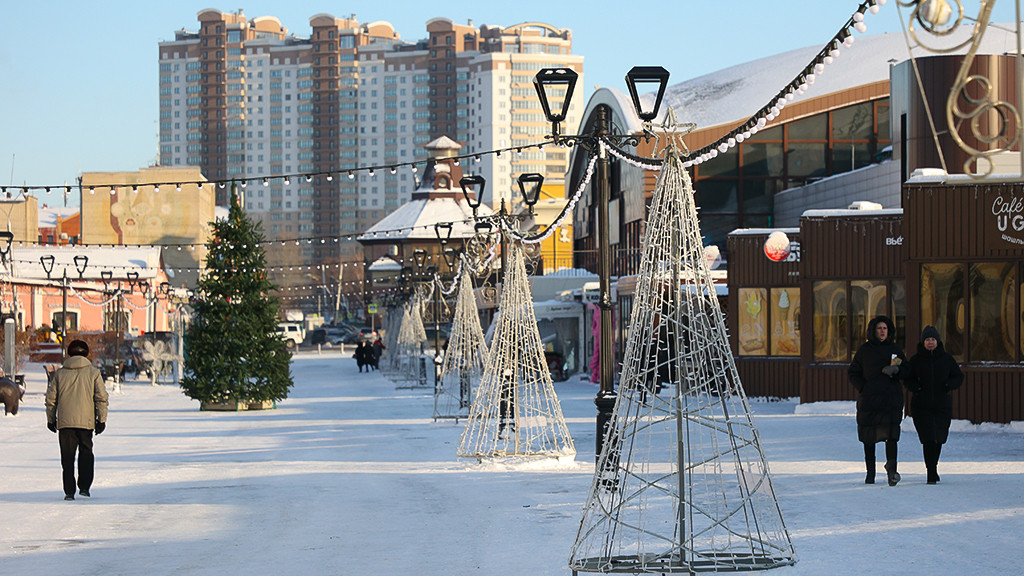 Барнаульский Арбат и площадь Свободы готовят к Новому году Фото №2