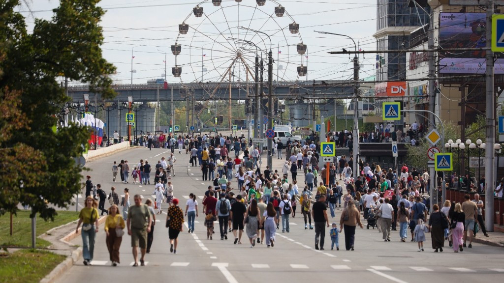 Почти 3 млрд рублей потратят власти Барнаула на ремонт дорог в 2026 году Фото №1