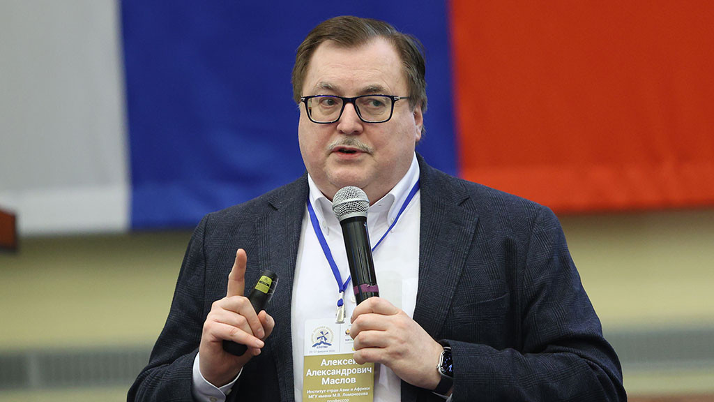 Как правильно дружить с Китаем, российским предпринимателям рассказали в рамках Зимней зерновой конференции в Белокурихе Фото №1