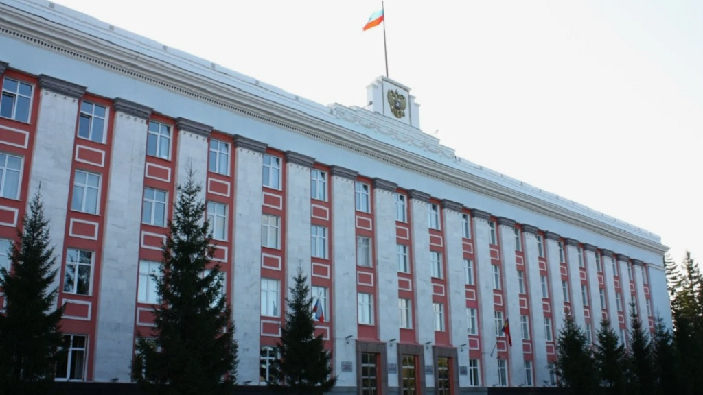 В Алтайском крае запретили снимать мосты, военные объекты, БПЛА Фото №1