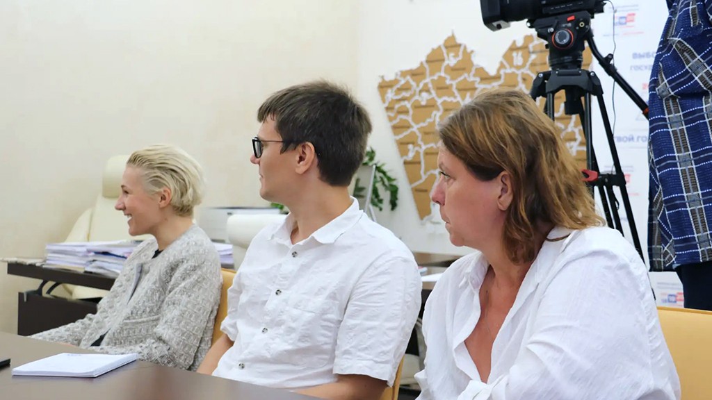 В Алтайском крае подвели промежуточные итоги выдвижения и регистрации кандидатов на выборах депутатов Госдумы и АКЗС Фото №2