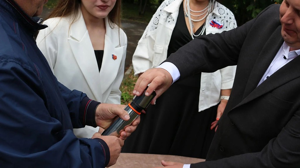 В райцентре Первомайского района заложили капсулу времени Фото №1