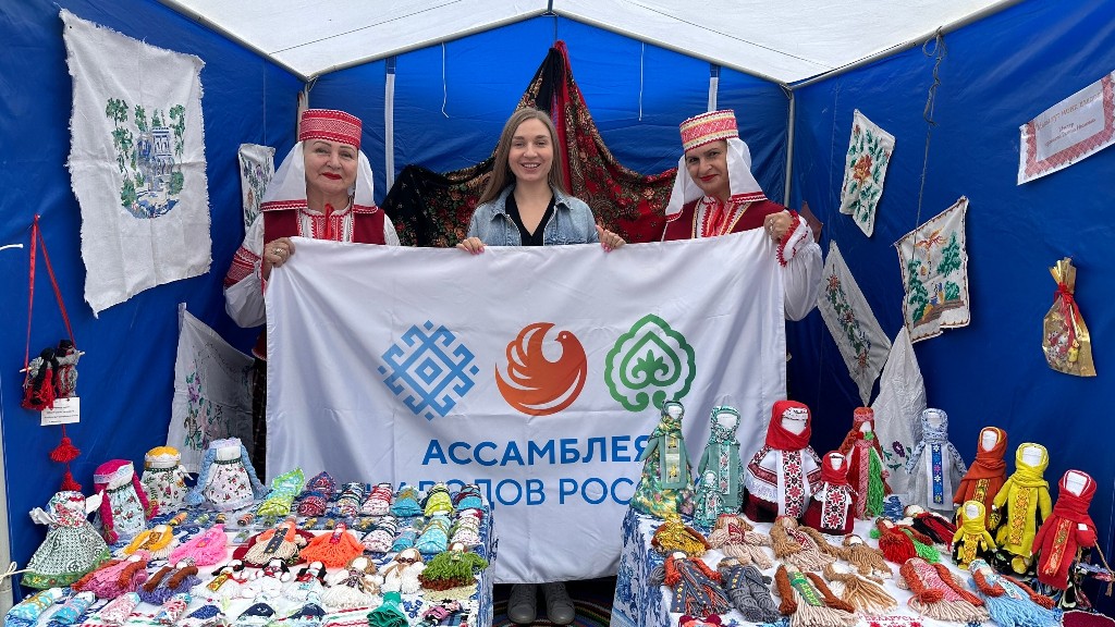 Фото: реготделение Ассамблеи народов России Алтайского края
