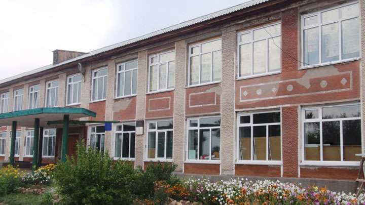 В Рубцовском районе сделают пристрой к Веселоярской школе Фото №1