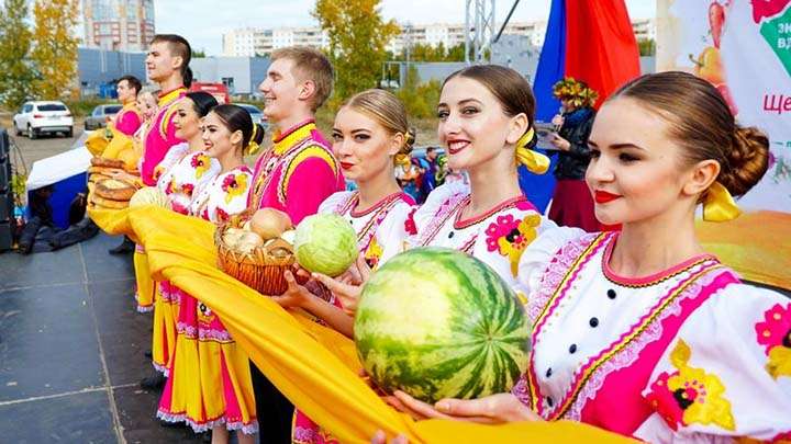 «Овощ-гигант» выбрали на празднике урожая в Барнауле Фото №2