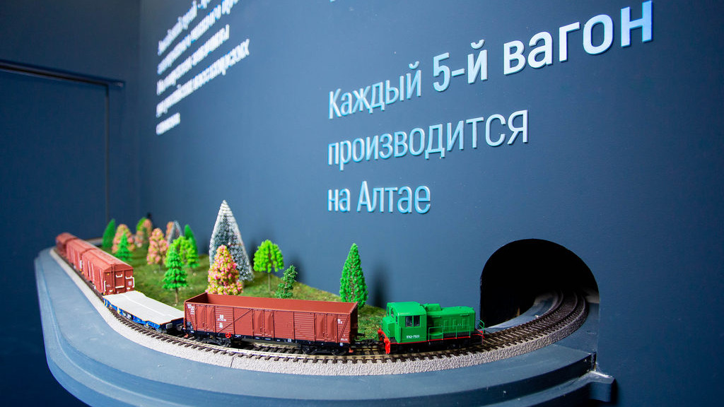 Стенд Алтайского края пользовался большой популярностью в первый день работы выставки «Россия» Фото №5