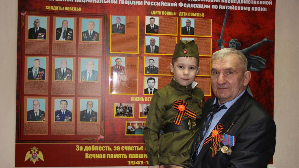 Подполковник из Алтайского края рассказал, почему мир стал опаснее Фото №5