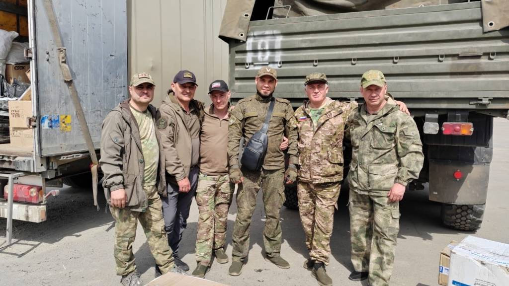 Очередная партия гуманитарной помощи от жителей Заринской зоны доставлена на СВО Фото №2