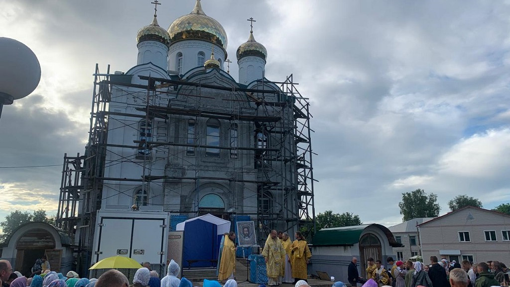Крестный ход пришел в Усть-Пристань Фото №3