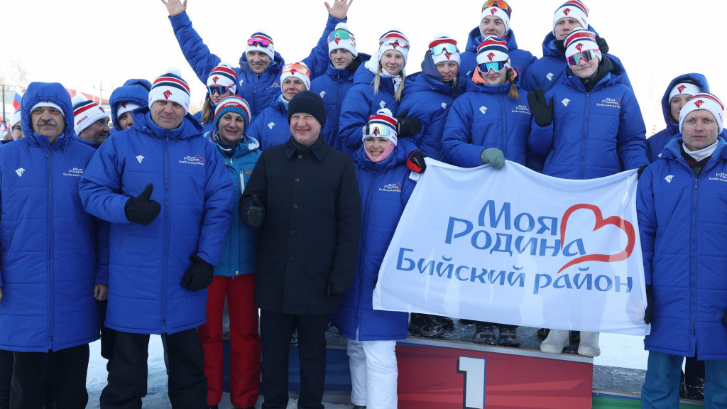 Виктор Томенко: «Спорт является связующей нитью всего нашего народа» Фото №4