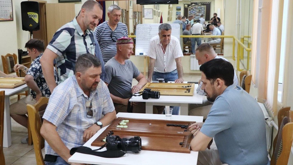 Фото: Мстислав Вязанцев / "Алтайский спорт" / Константин Шефер (справа) против Олега Богданова фото