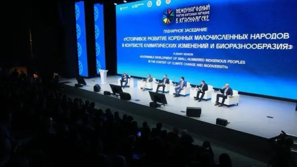 Фото: пресс-служба полпреда Президента РФ в СФО фото